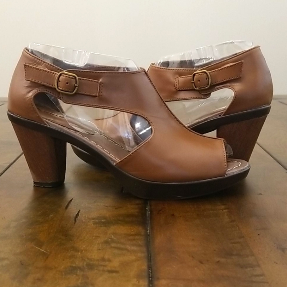 Sanita sandal
